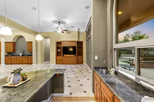 12926 W Red Fox Rd, Peoria, AZ 85383 - Photo 43