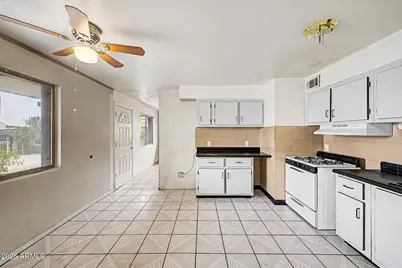 9116 W Jefferson Street, Tolleson, AZ 85353 - Photo 17