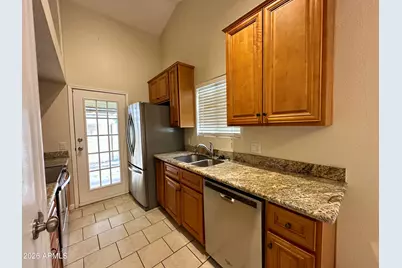 240 S Laveen Drive, Chandler, AZ 85226 - Photo 3