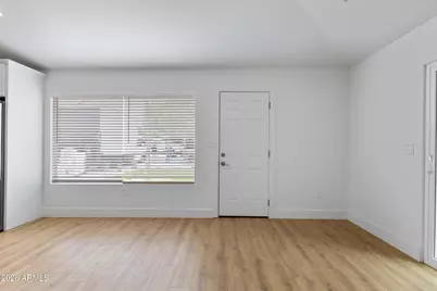 2044 S Forest Avenue, Tempe, AZ 85282 - Photo 3
