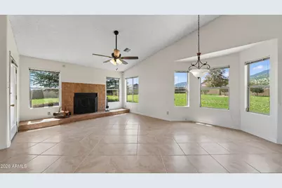 7137 S Pinon Drive, Hereford, AZ 85615 - Photo 7