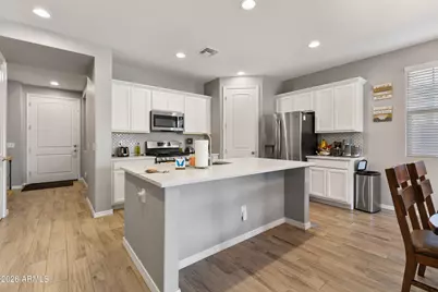 3859 E Welton Lane, Gilbert, AZ 85295 - Photo 11