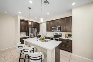 2631 S Sulley Dr, Gilbert, AZ 85295 - Photo 9