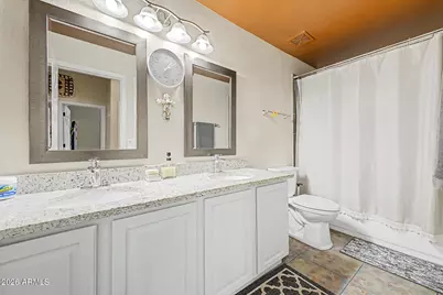 265 E Liberty Lane, Gilbert, AZ 85296 - Photo 21