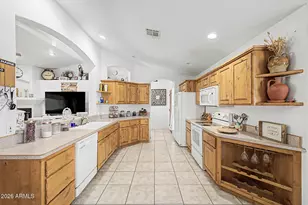 560 Topeka Dr, Wickenburg, AZ 85390 - Photo 5