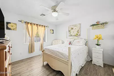560 Topeka Drive, Wickenburg, AZ 85390 - Photo 11