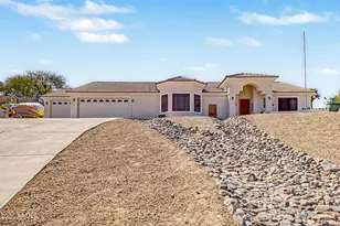 560 Topeka Dr, Wickenburg, AZ 85390 - Photo 1