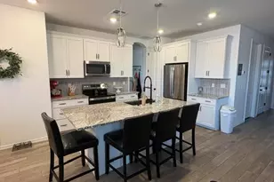 16185 W Mariposa Grande, Surprise, AZ 85387 - Photo 5