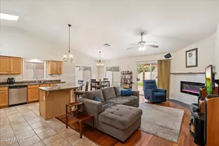 243 W Baylor Ln, Gilbert, AZ 85233 - Photo 3