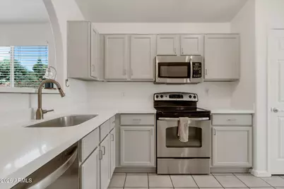 636 W Dublin Street, Gilbert, AZ 85233 - Photo 7