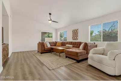 636 W Dublin Street, Gilbert, AZ 85233 - Photo 3