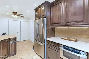 3401 N 37th St, Phoenix, AZ 85018 - Photo 7
