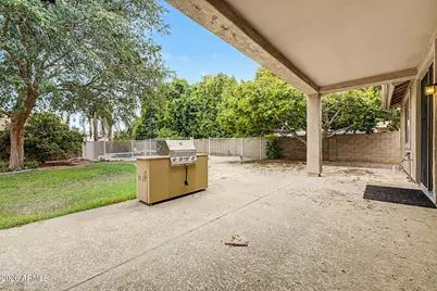 4037 W Kelton Avenue, Phoenix, AZ 85053 - Photo 37