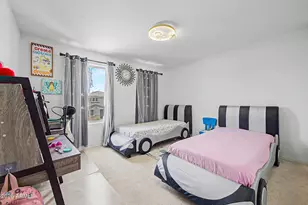 12333 W Kaler Dr, Glendale, AZ 85307 - Photo 9