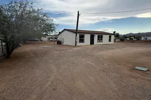 20421 E Kiva Rd, Black Canyon City, AZ 85324 - Photo 13