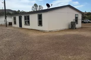 20421 E Kiva Rd, Black Canyon City, AZ 85324 - Photo 1