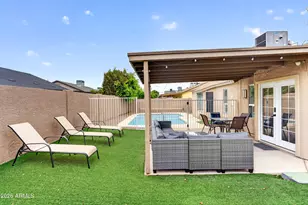 8947 W Sierra Vista Dr, Glendale, AZ 85305 - Photo 35