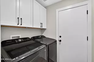 8947 W Sierra Vista Dr, Glendale, AZ 85305 - Photo 29