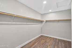8947 W Sierra Vista Dr, Glendale, AZ 85305 - Photo 23