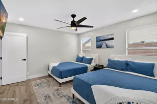 8947 W Sierra Vista Dr, Glendale, AZ 85305 - Photo 27