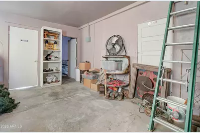 180 N Miami Avenue, Miami, AZ 85539 - Photo 9