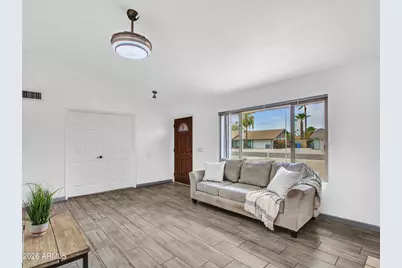 2324 W Port Au Prince Lane, Phoenix, AZ 85023 - Photo 9