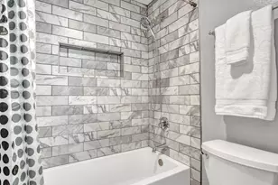 2324 W Port Au Prince Ln, Phoenix, AZ 85023 - Photo 35
