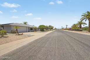 16022 N Lakeforest Dr, Sun City, AZ 85351 - Photo 5