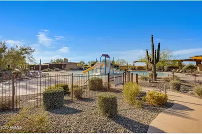 28739 N 20th Lane, Phoenix, AZ 85085 - Photo 13