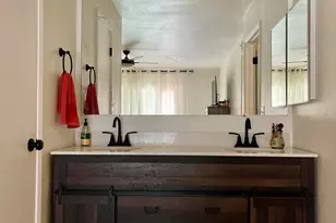 812 N 86th Pl, Scottsdale, AZ 85257 - Photo 11