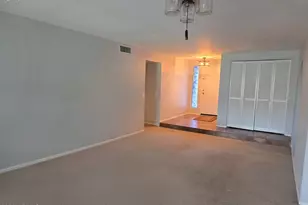 7114 W Sunnyslope Ln, Peoria, AZ 85345 - Photo 3
