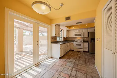 1650 N Ventura Lane, Tempe, AZ 85288 - Photo 9