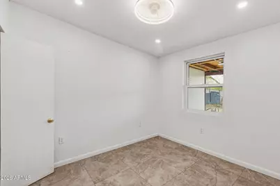 1620 W Roeser Road, Phoenix, AZ 85041 - Photo 21