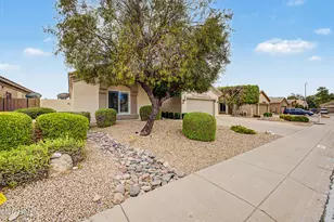 9351 W Yukon Dr, Peoria, AZ 85382 - Photo 33