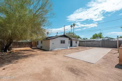 744 W Coolidge Street #Unit C, Phoenix, AZ 85013 - Photo 3