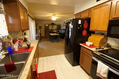 16825 N 108th Avenue, Sun City, AZ 85351 - Photo 9