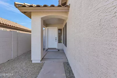 741 E Cantebria Drive, Gilbert, AZ 85296 - Photo 3