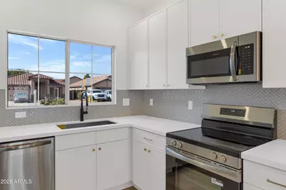 741 E Cantebria Drive, Gilbert, AZ 85296 - Photo 13