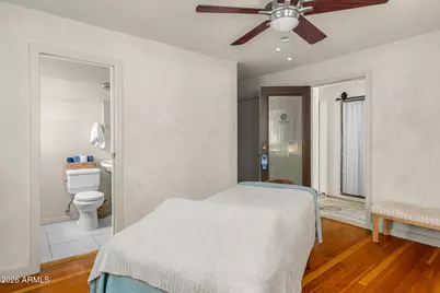 3205 E Clarendon Avenue, Phoenix, AZ 85018 - Photo 11