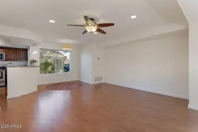 4020 E Laurel Lane, Phoenix, AZ 85028 - Photo 19
