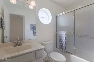 4020 E Laurel Ln, Phoenix, AZ 85028 - Photo 31