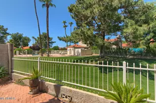 4020 E Laurel Ln, Phoenix, AZ 85028 - Photo 17