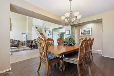 18391 W Port Royale Lane, Surprise, AZ 85388 - Photo 5