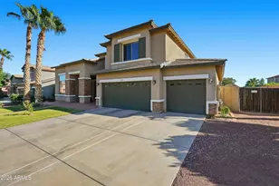 18391 W Port Royale Ln, Surprise, AZ 85388 - Photo 1