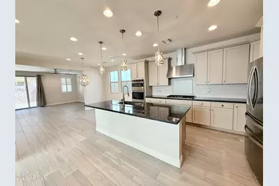 2366 W Gloria Lane, Phoenix, AZ 85085 - Photo 5