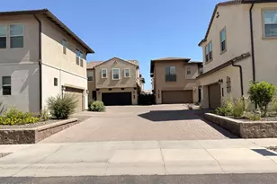 2366 W Gloria Ln, Phoenix, AZ 85085 - Photo 49