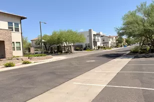 2366 W Gloria Ln, Phoenix, AZ 85085 - Photo 57