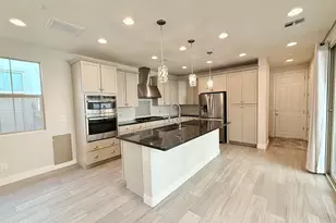 2366 W Gloria Ln, Phoenix, AZ 85085 - Photo 15