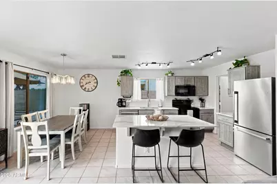 21227 N 30th Avenue, Phoenix, AZ 85027 - Photo 13