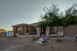 27710 N 237th Ln, Wittmann, AZ 85361 - Photo 5